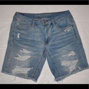 American Eagle TomGirl Bermuda Shorts Size 4.